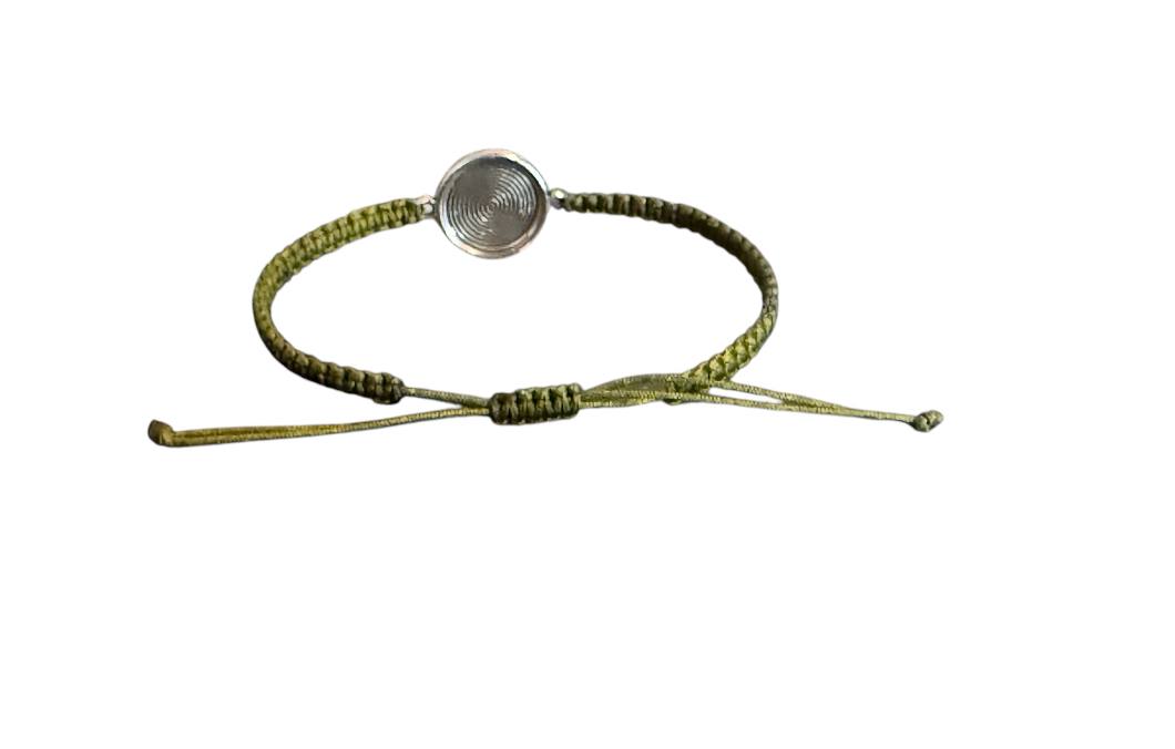 Makramee-Armband mit Auge-Anhänger – handgefertigt, verstellbar & personalisierbar | Symbol für Schutz & Intuition (S10)