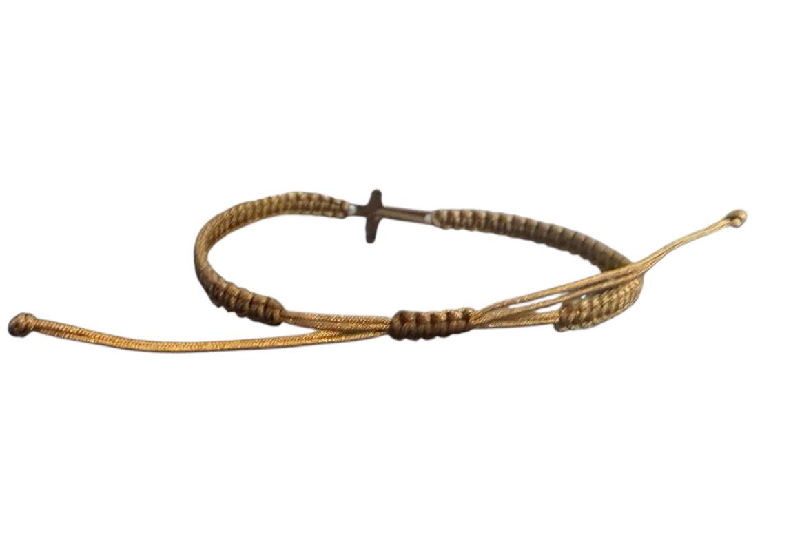Makramee Armband Kreuz – Gold & Roségold | Handgemacht, Verstellbar, Symbolschmuck