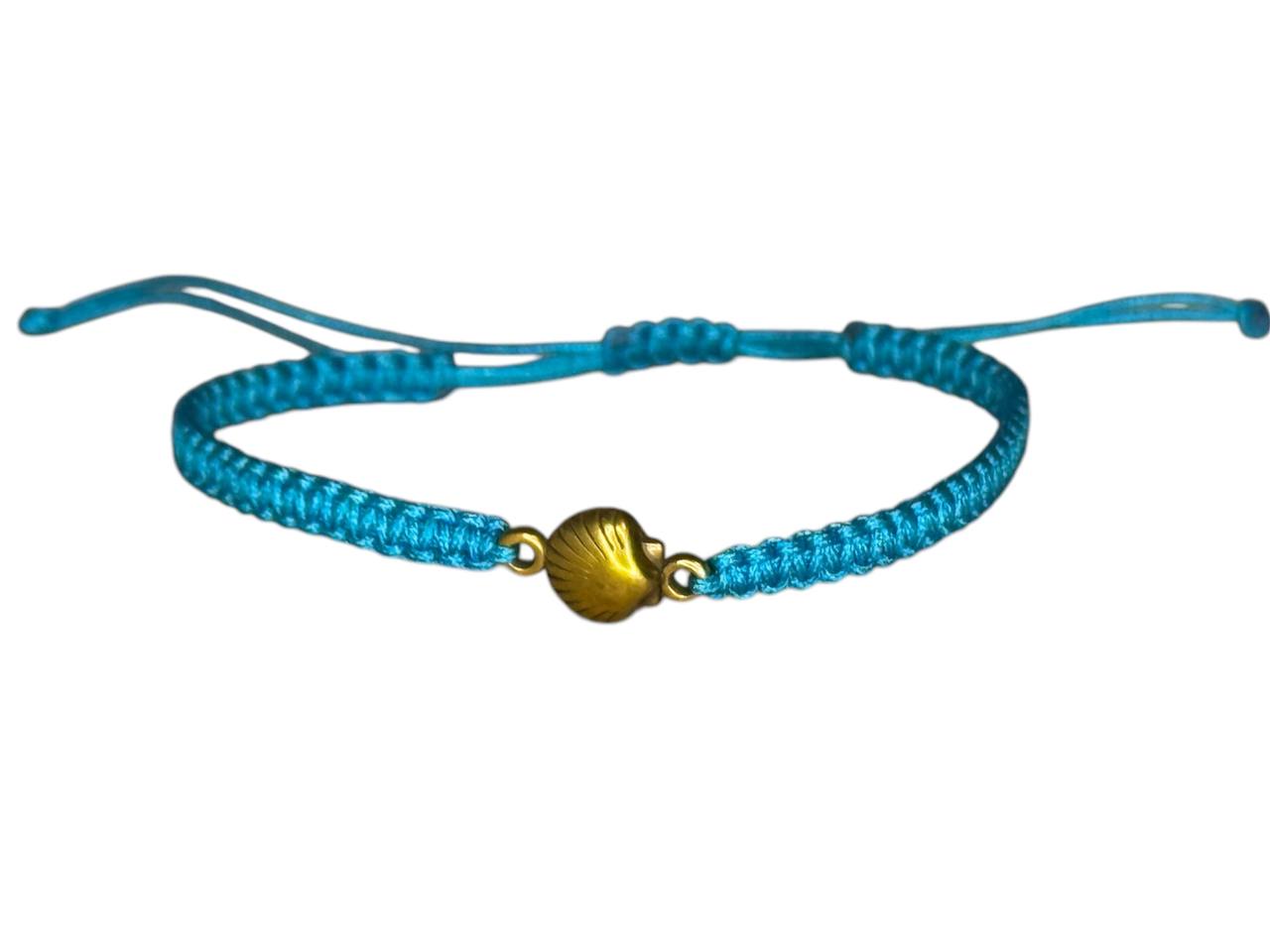 Handgefertigtes Makramee-Armband mit bronzefarbener Muschel – Individuell anpassbar in Farbe & Größe (B7)