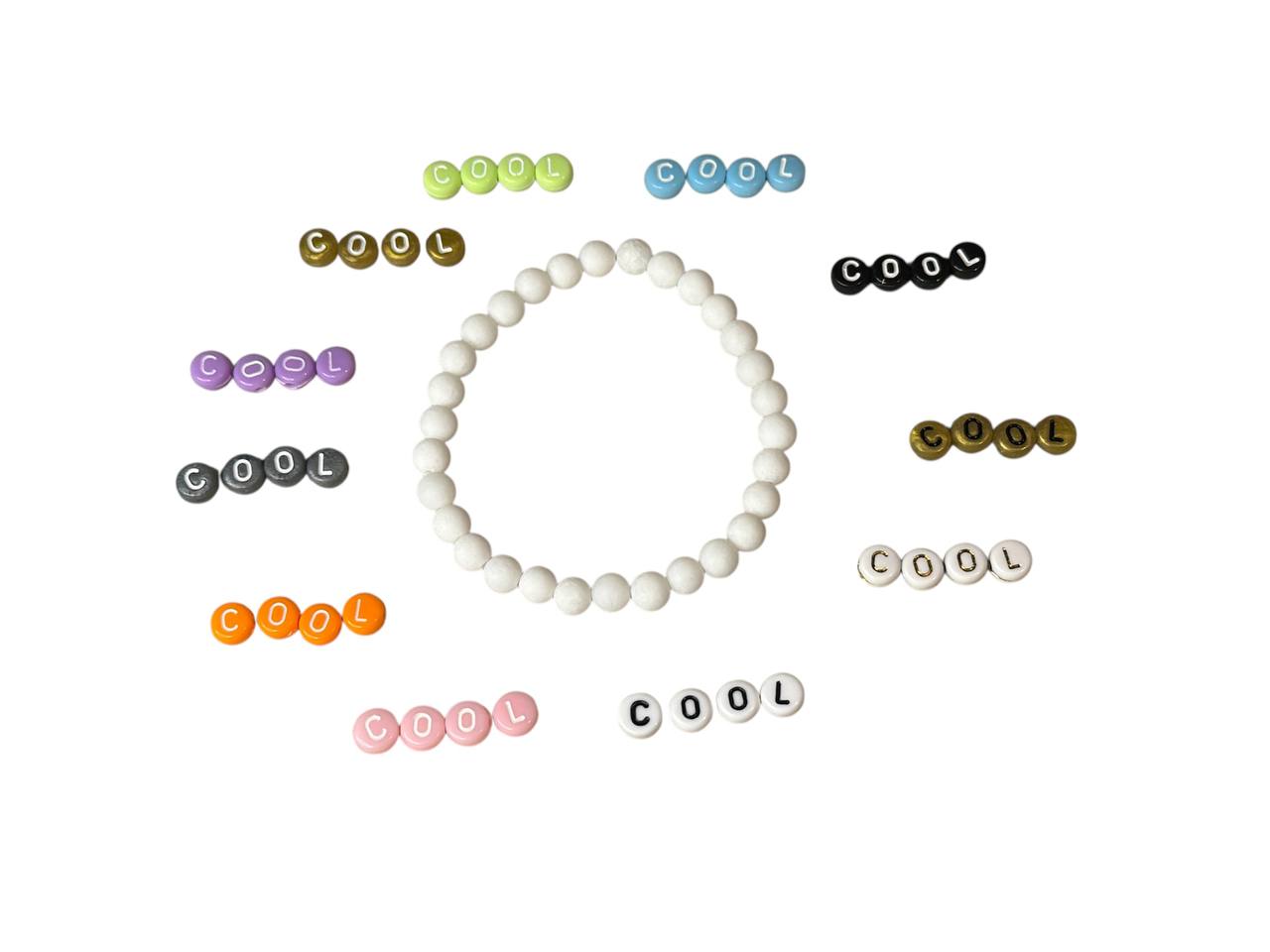 Handgefertigtes weißes Jadeperlenarmband – Personalisiert mit Namen oder ohne – Elastisch & in verschiedenen Größen (XS bis XL) (003)