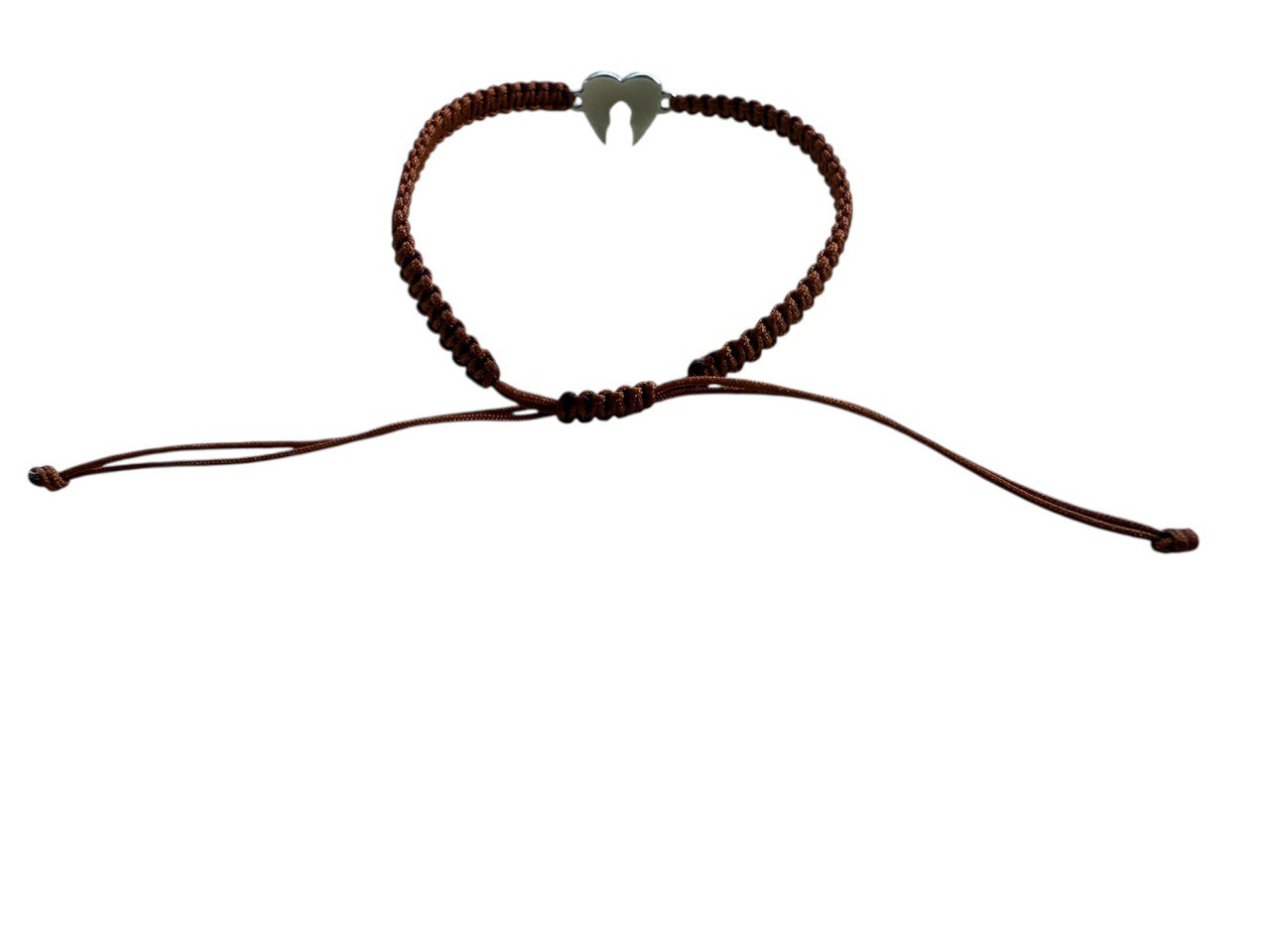 Handgefertigtes Makramee Armband „Engelsflügel“ – Braunes Band & Silberner Anhänger (15x10mm)