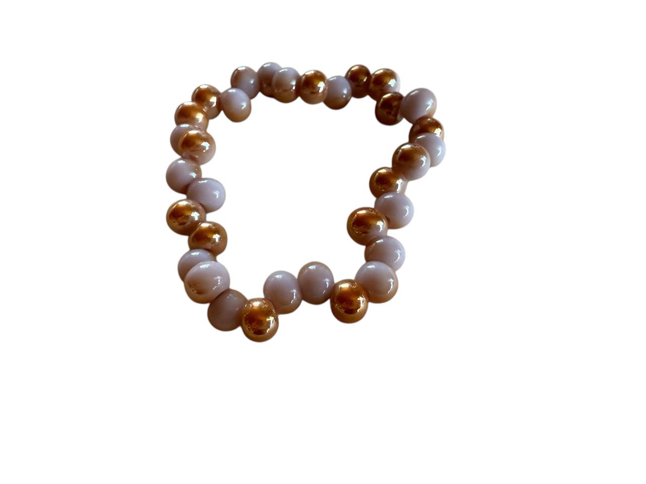 Handgemachtes Armband mit rosa-goldenen Glasperlen – Personalisierbar mit Wunschname – Elastisch in 5 Größen (038)