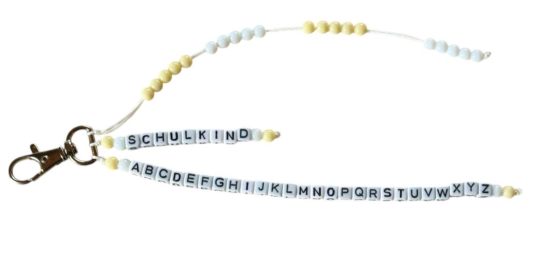 Personalisierte ABC- & Rechenkette Gelb-Weiß – Handgefertigtes Geschenk zur Einschulung