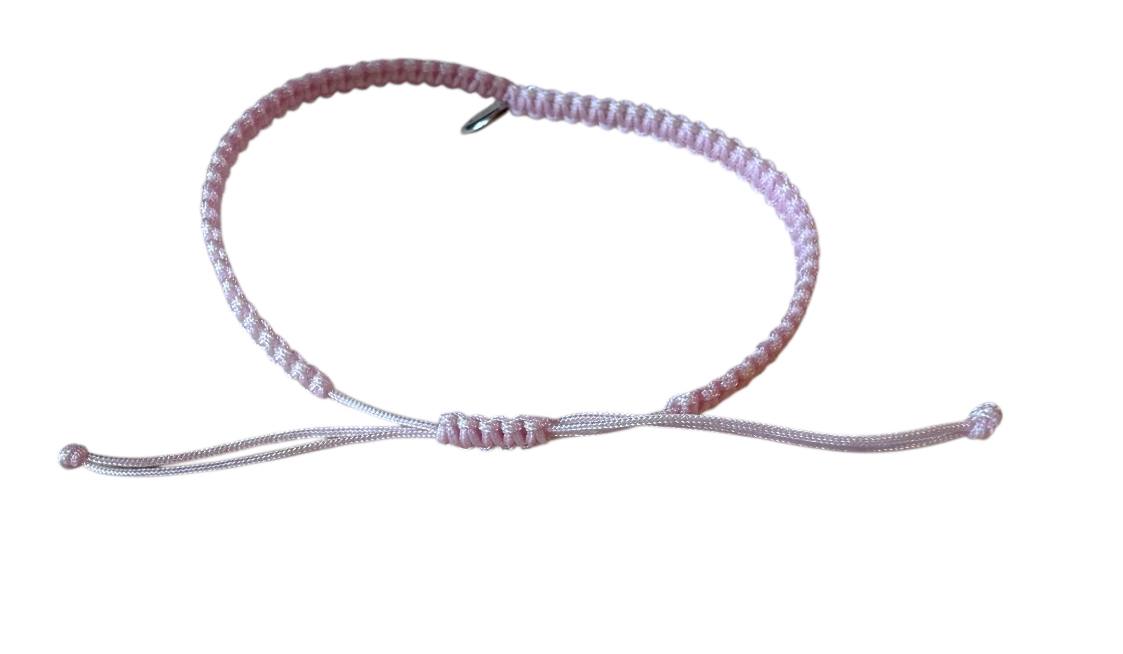 Makramee Armband „Family“ 💞 – Handgemacht in Rosa mit silbernem Anhänger