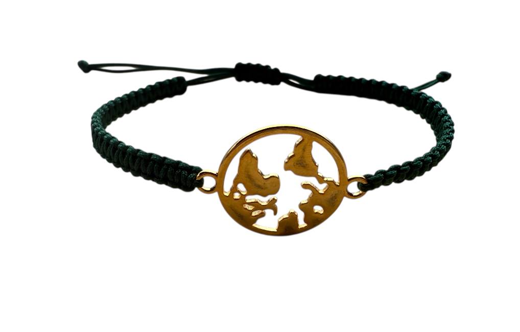 Makramee Armband mit Weltkarten-Anhänger – personalisierbar – goldfarben – handgemacht (G16)