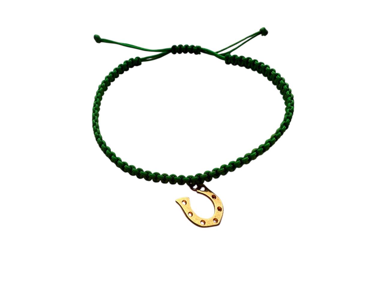 Handgemachtes Makramee Armband mit Hufeisen Anhänger – Glücksbringer aus Gold – Viele Farben & Größen (G23)