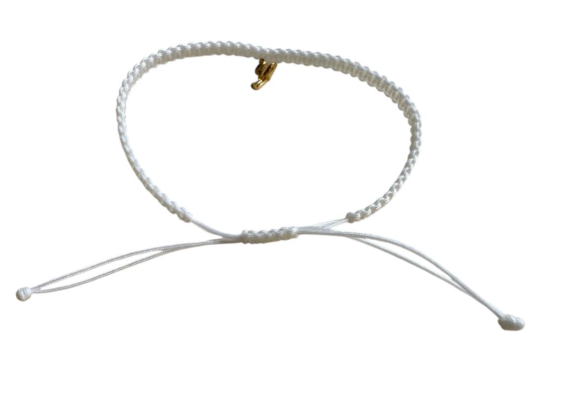 Handgefertigtes Makramee Armband mit Gold-Weißem Anker Anhänger ⚓ 38 Farben & Größen (G43)