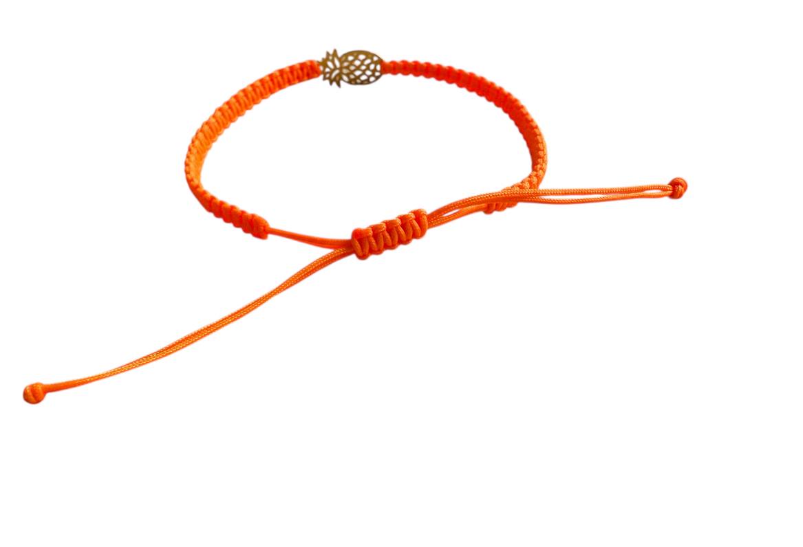 Makramee Armband mit Goldener Ananas 🍍 | Handgemacht | Verschiedene Größen & Farben (G45)
