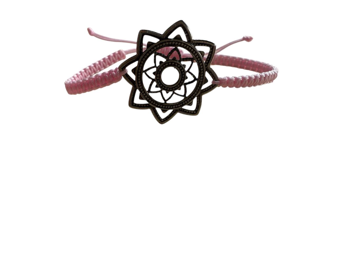 Makramee Armband mit Mandalablume in Silber 🌸 Handgefertigter Schmuck