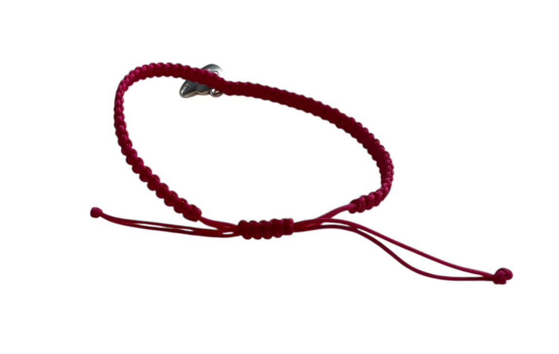 Makramee Armband mit Silber-Herz „Mom“ – Handgemacht & Verstellbar (16–20cm)