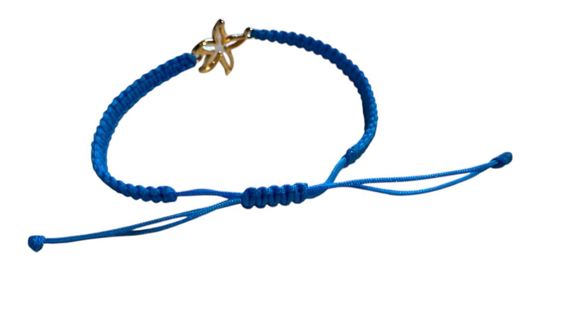 Makramee Armband Blau mit Gold Seestern Anhänger | Handgemacht & verstellbar 16–20 cm
