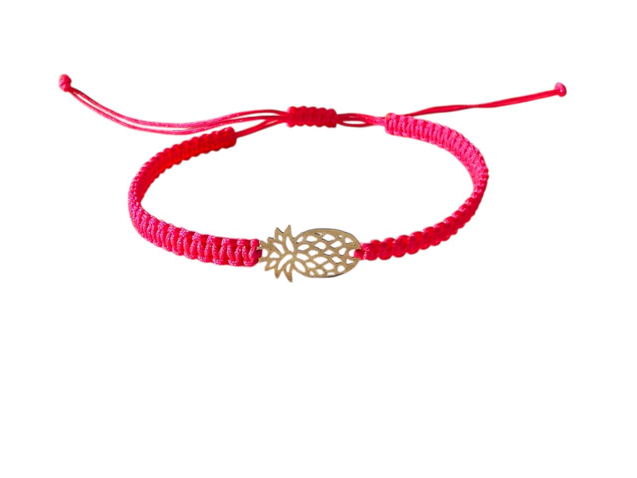 Makramee Armband mit Ananas-Anhänger in Silber – Handgemachter Boho Schmuck in Wunschfarbe