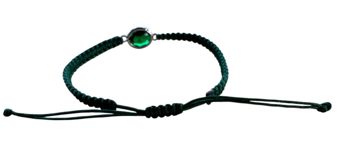 Makramee Armband mit grünem Stein ✨ Handgemacht in Dunkelgrün | Verstellbar 16–20 cm