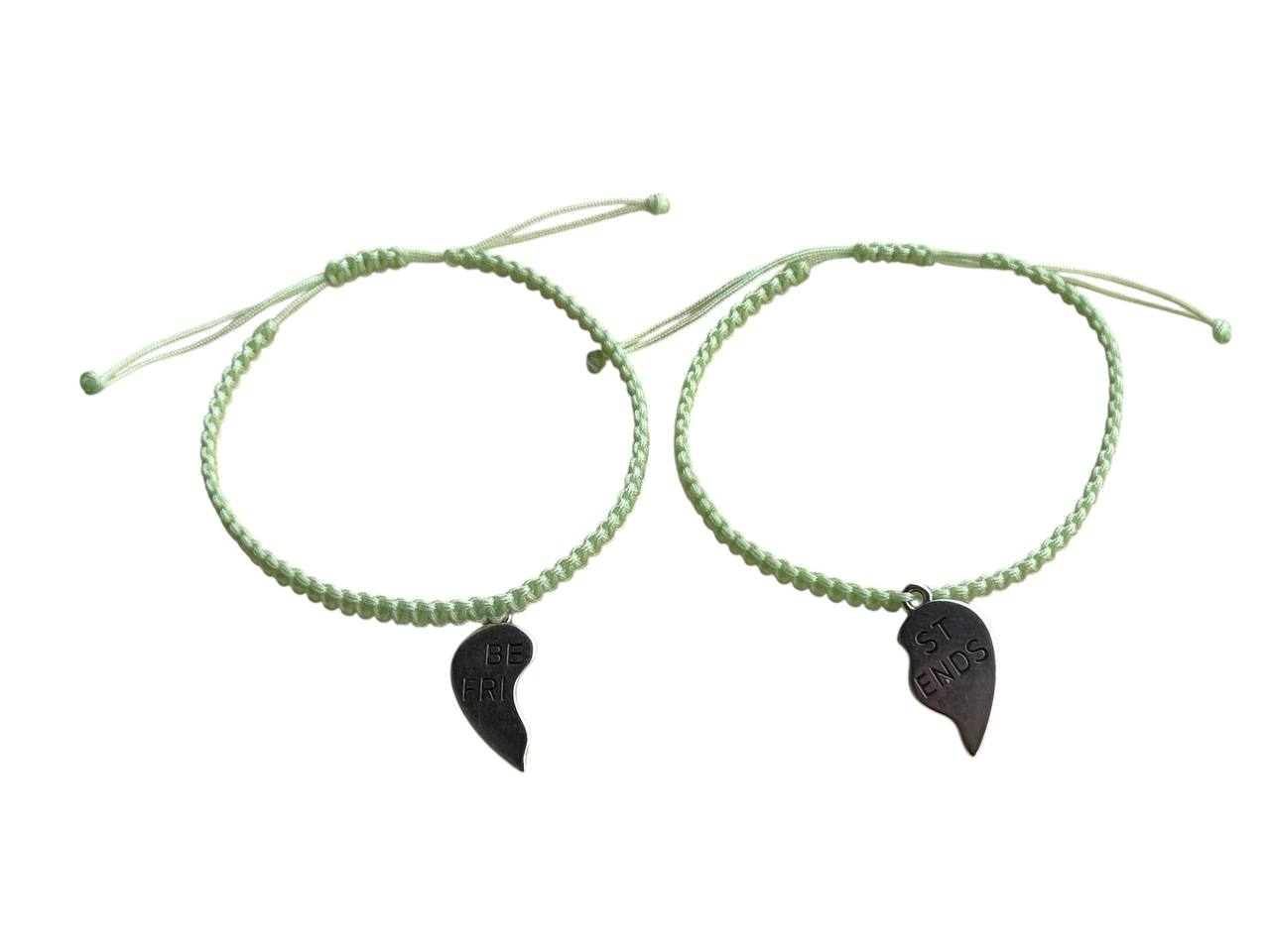 Makramee Armband Set „Best Friends“ 💚 | 2-teilig | Halbes Herz Anhänger in Silber | Handgemacht | Mintgrün