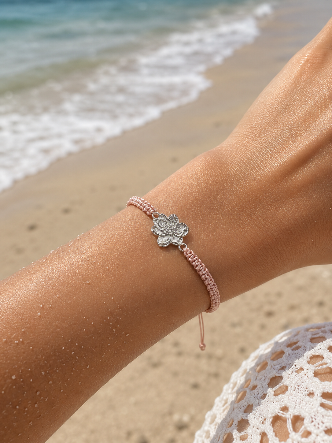 Makramee Armband Lotusblüte – Verstellbares Armband aus Edelstahl | Boho Schmuck | 38 Bandfarben | 5 Größen