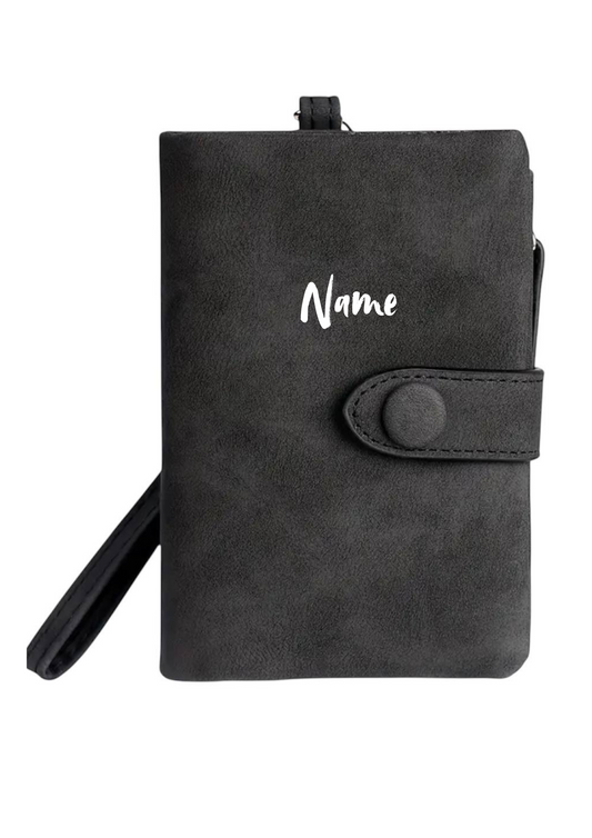 Elegante schwarze Geldbörse mit Dreifach-Faltung & Handschlaufe – personalisierbar 🖤✨