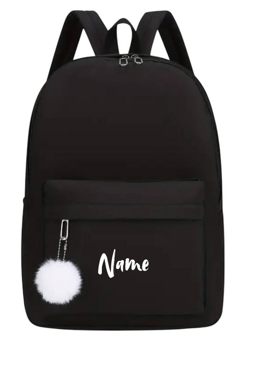 Stylischer Schwarzer Rucksack mit Weißem Bommel 🎒✨ – Personalisiert & Praktisch
