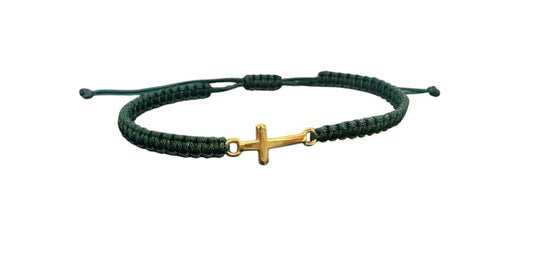 Handgefertigtes Makramee-Armband mit goldfarbenem Kreuz-Anhänger – personalisierbar & verstellbar | Symbolischer Schmuck für Damen & Herren (G1)