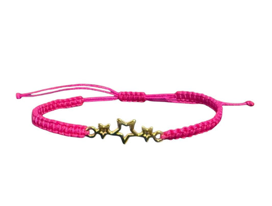 Handgefertigtes Makramee-Armband mit goldfarbenem Stern-Anhänger – personalisierbar & verstellbar | Symbolischer Schmuck für Damen & Herren (G2)