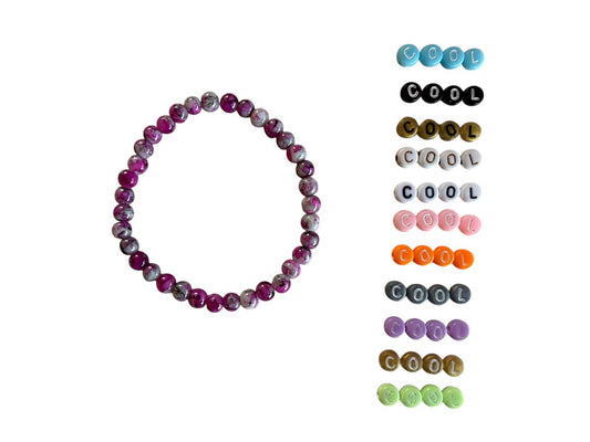 Pink-Weiẞes Glasperlen Armband – Handgemacht & Personalisierbar – Elastisch in 5 Größen (028)