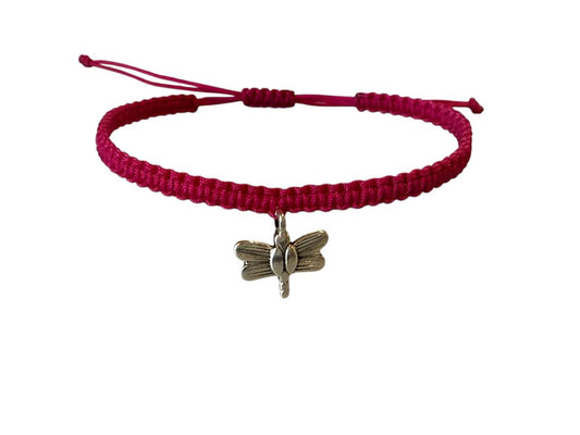 Makramee Armband mit Libelle Anhänger – Beere & Silber | Handgemacht & Verstellbar