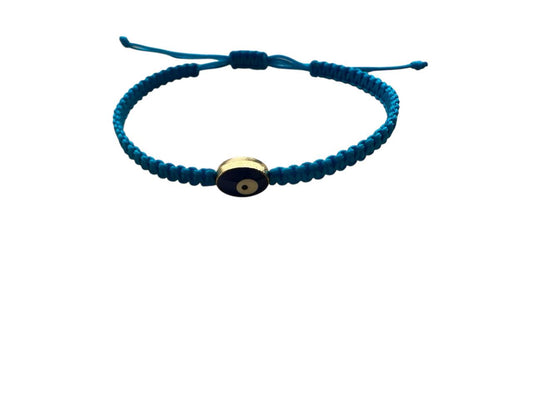 Makramee Armband mit Auge – personalisierbar – Schutzsymbol in Gold & Blau – Handgemacht (G17)