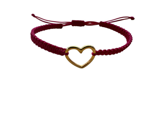 Makramee Armband mit Herzanhänger – handgemacht & personalisierbar – goldfarbenes Herz im Boho-Stil (G19)