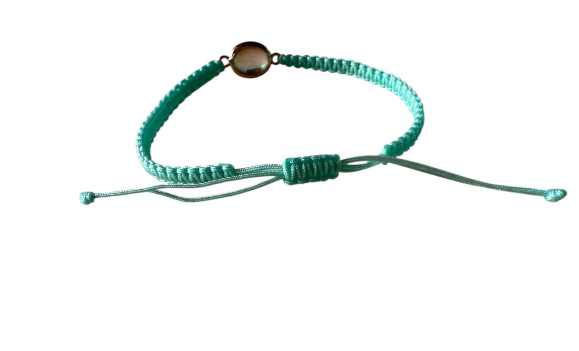 Handgefertigtes Makramee Armband mit rosegoldenem Anhänger & grün schimmerndem Glas – 38 Farben & 5 Größen | Verstellbar (R28)