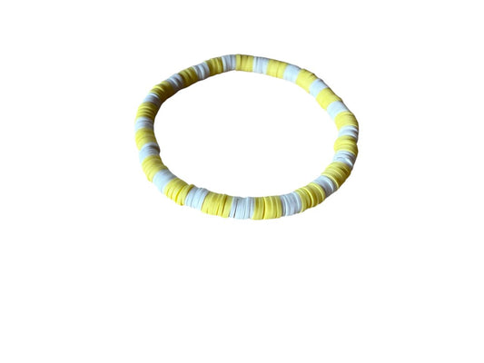 Handgemachtes Tonperlen-Armband – Gelb & Weiß – Elastisch, 16 cm Umfang