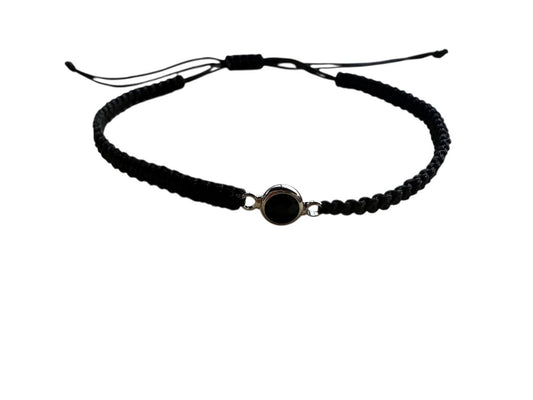 Handgefertigtes Makramee Armband mit Silberanhänger & schwarzem Glas 🖤 | 38 Farben, Größen XS-XL (S52)