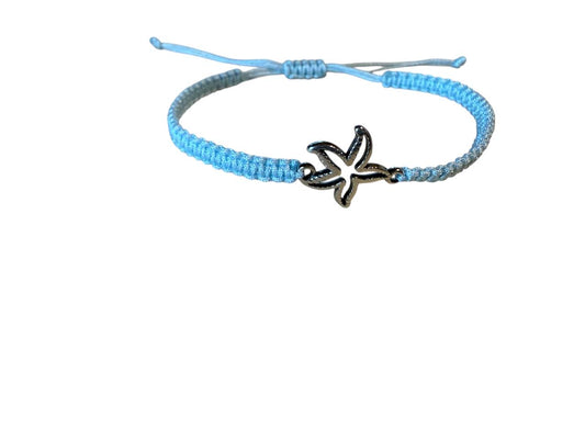 Handgefertigtes Makramee Armband mit silberfarbenem Seestern Anhänger – Verstellbar 16-20cm