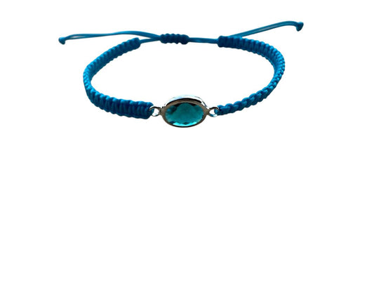 Makramee Armband mit blauem Glasstein 💙 – personalisierbar in Farbe & Größe – handgemacht