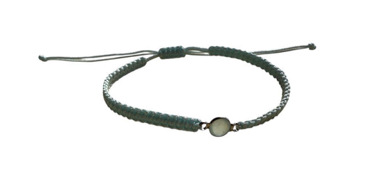 Makramee-Armband Hellblau mit Silberanhänger & Glasstein – Handgemacht & verstellbar ✨