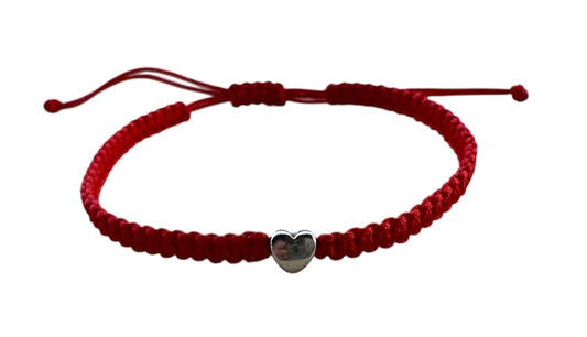 Handgemachtes Makramee Armband ❤ Silbernes Herz | Rot | Verstellbar 16–20cm