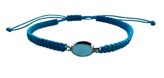 Makramee Armband mit blauem Glasstein 💙 Handgemacht & verstellbar | Silberfarbener Anhänger