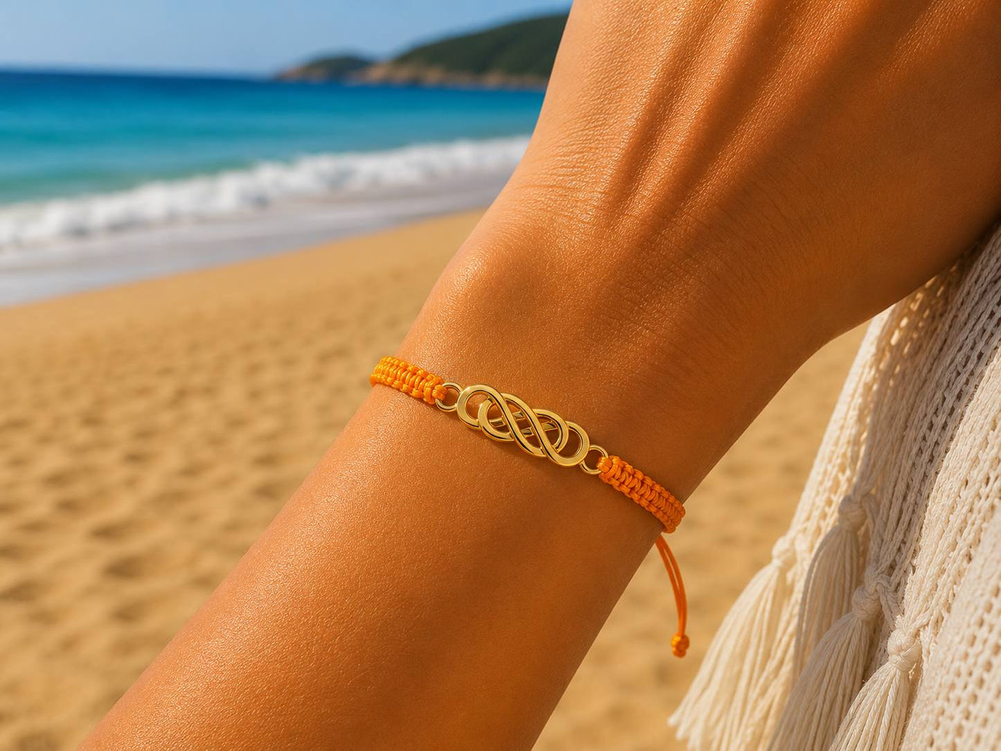 Makramee Armband Unendlichkeit Gold – Verstellbares Edelstahl Armband | 38 Bandfarben & 5 Größen