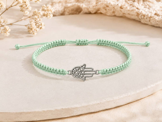 Makramee Armband Fatimas Hand Silber – Verstellbares Edelstahl Armband | Hamsa Hand | 38 Bandfarben & 5 Größen